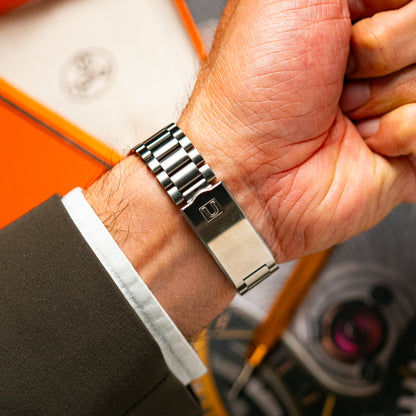 Omega Speedmaster Broad Arrow Automatic Chocolate 42mm