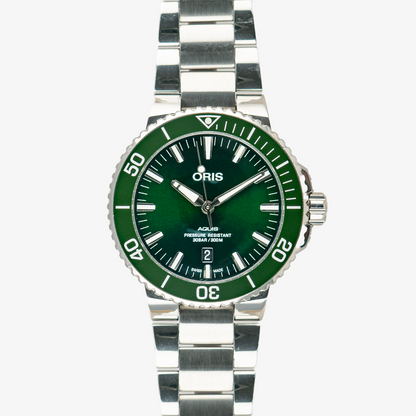 Oris Aquis Date Automatic Green Dial 43.5mm