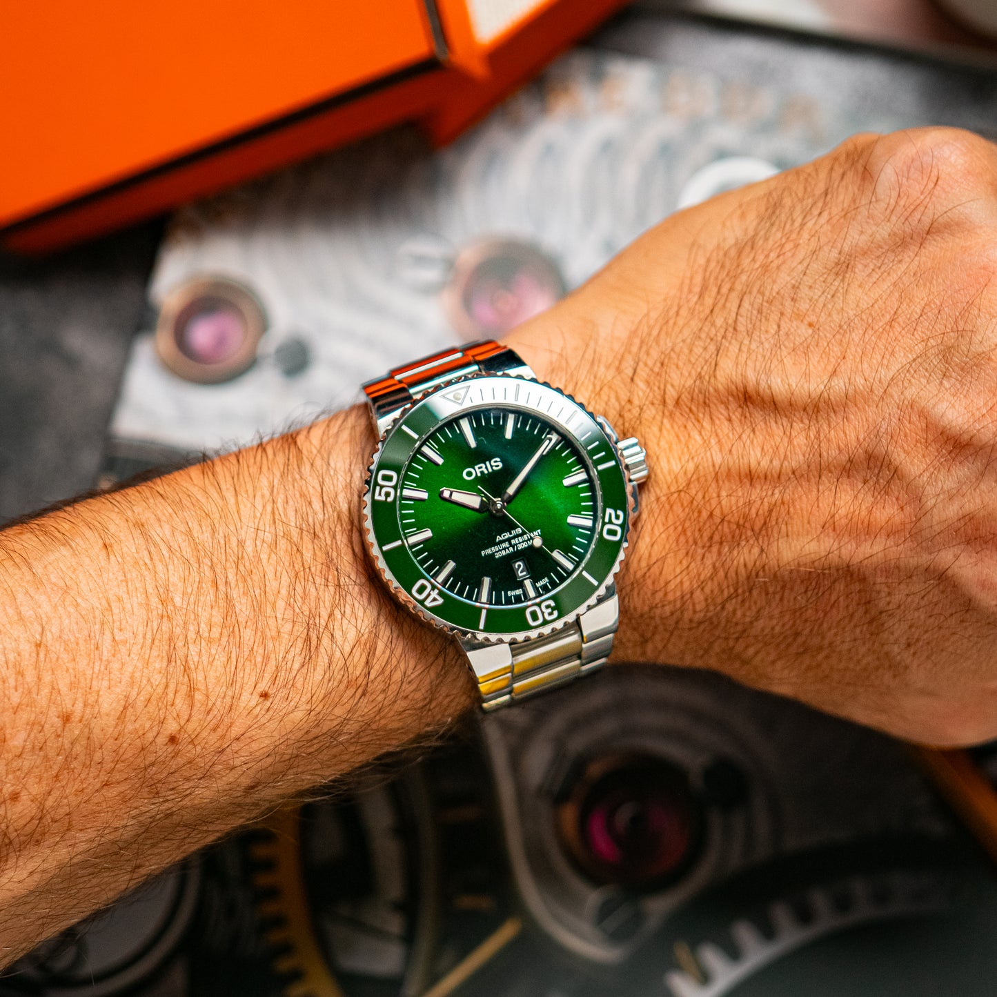 Oris Aquis Date Automatic Green Dial 43.5mm