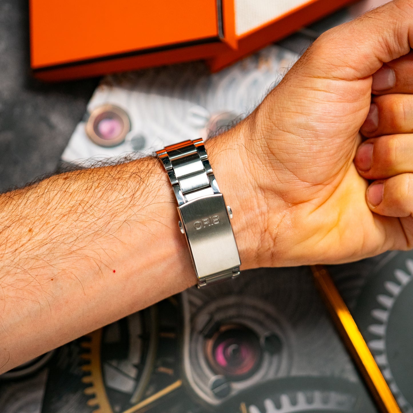 Oris Aquis Date Automatic Green Dial 43.5mm