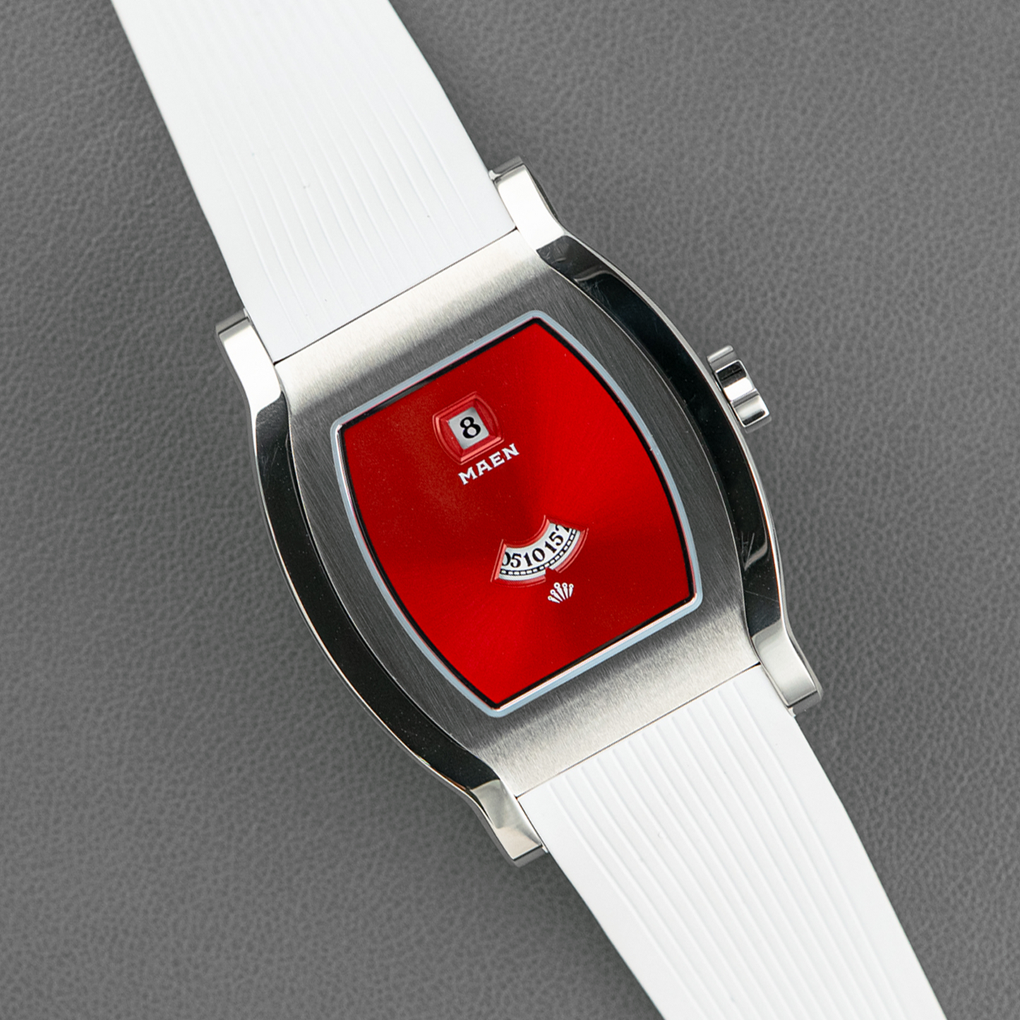 Maen Grand Tonneau Nico Leonard Automatic 34mm