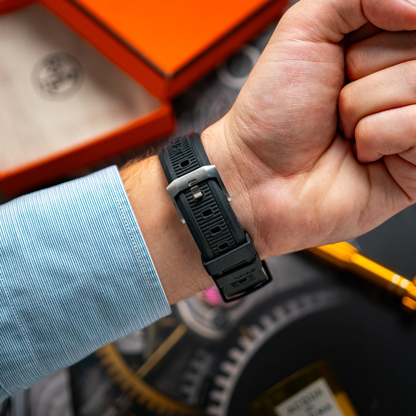 TAG Heuer Formula 1 Quartz White Dial Steel 41mm