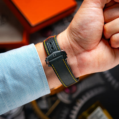 Omega Speedmaster Moonwatch Apollo 8 Dark Side of the Moon 44.25mm