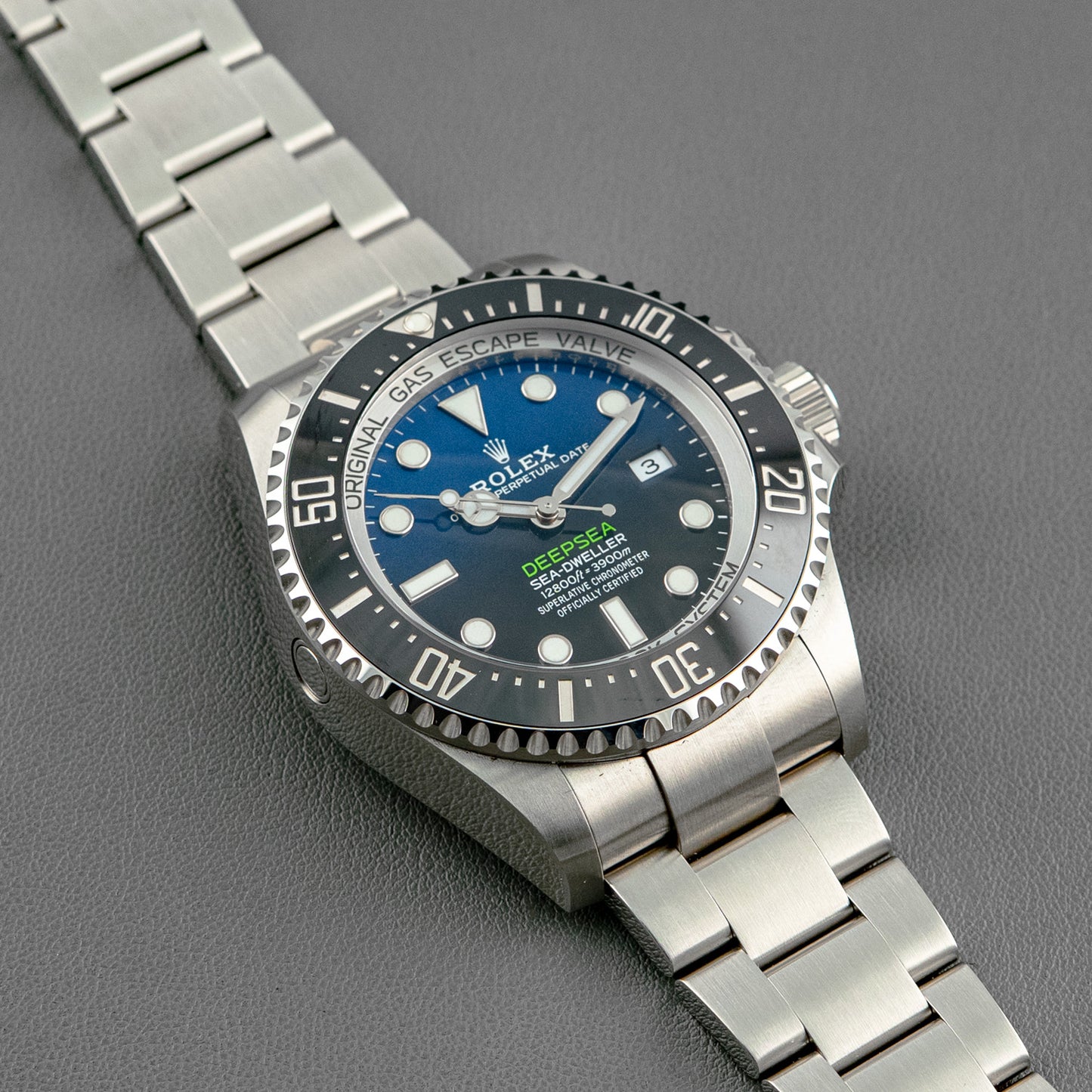 Rolex Sea-Dweller Deepsea 126660 "James Cameron" 44mm