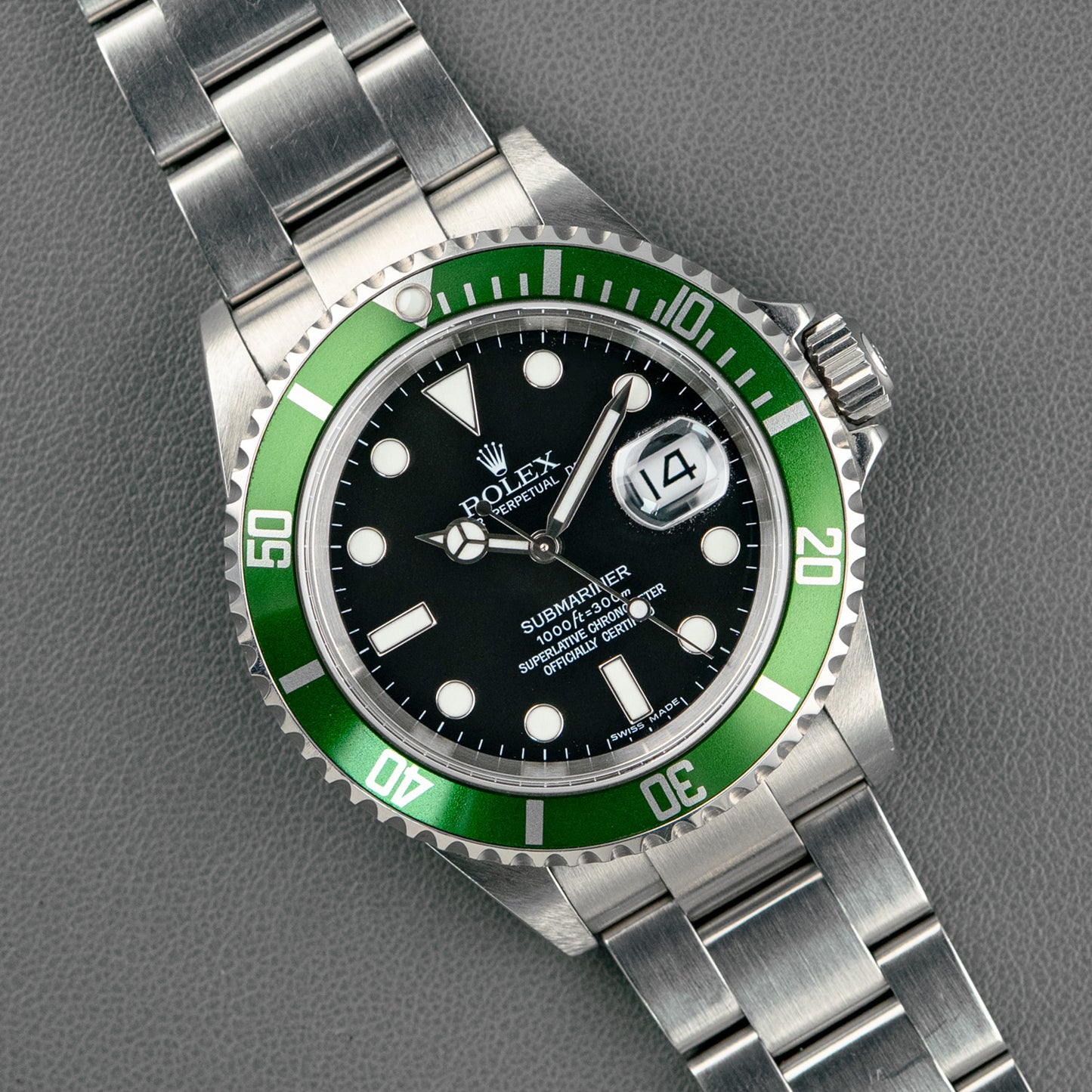 Rolex Submariner Date 16610LV "Kermit" 40mm