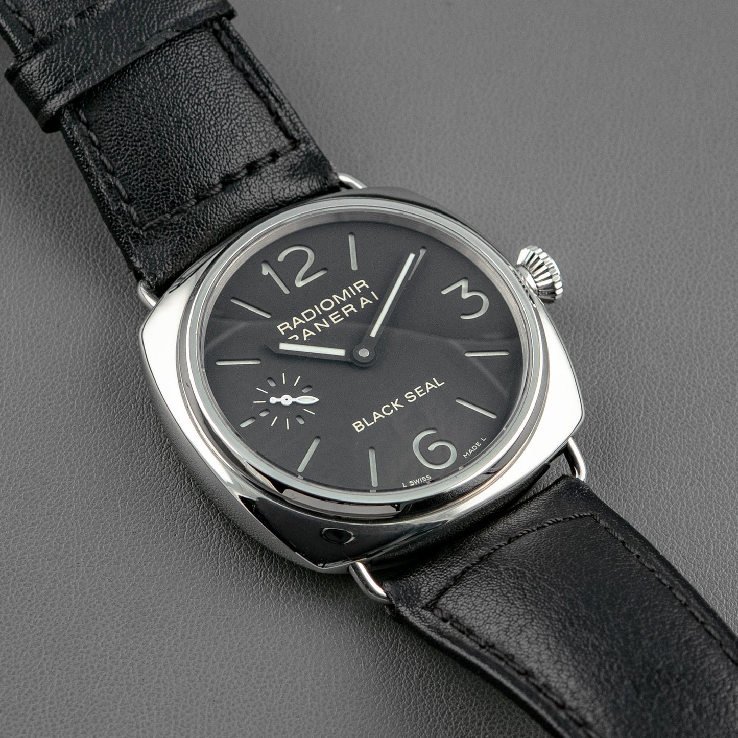 Panerai Radiomir Black Seal Manual Black Dial 45mm