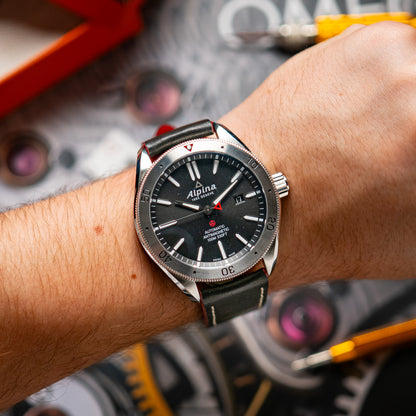 Alpina Geneve Alpiner 4 Automatic Black Dial 40mm