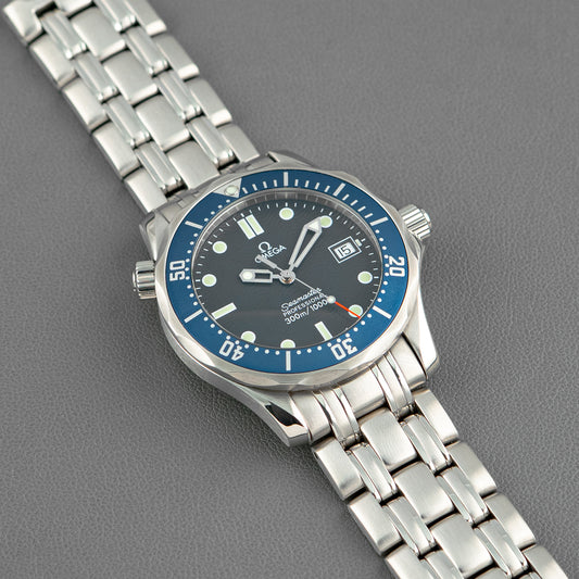Omega Seamaster Diver 300M Quartz Blue Dial 36mm