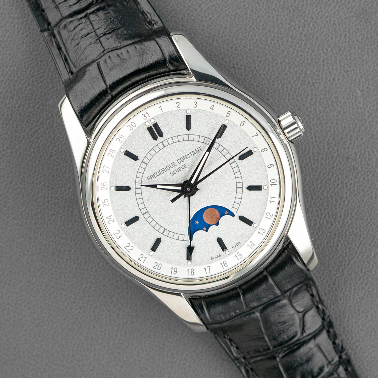 Frédérique Constant Runabout Automatic Moonphase 40mm