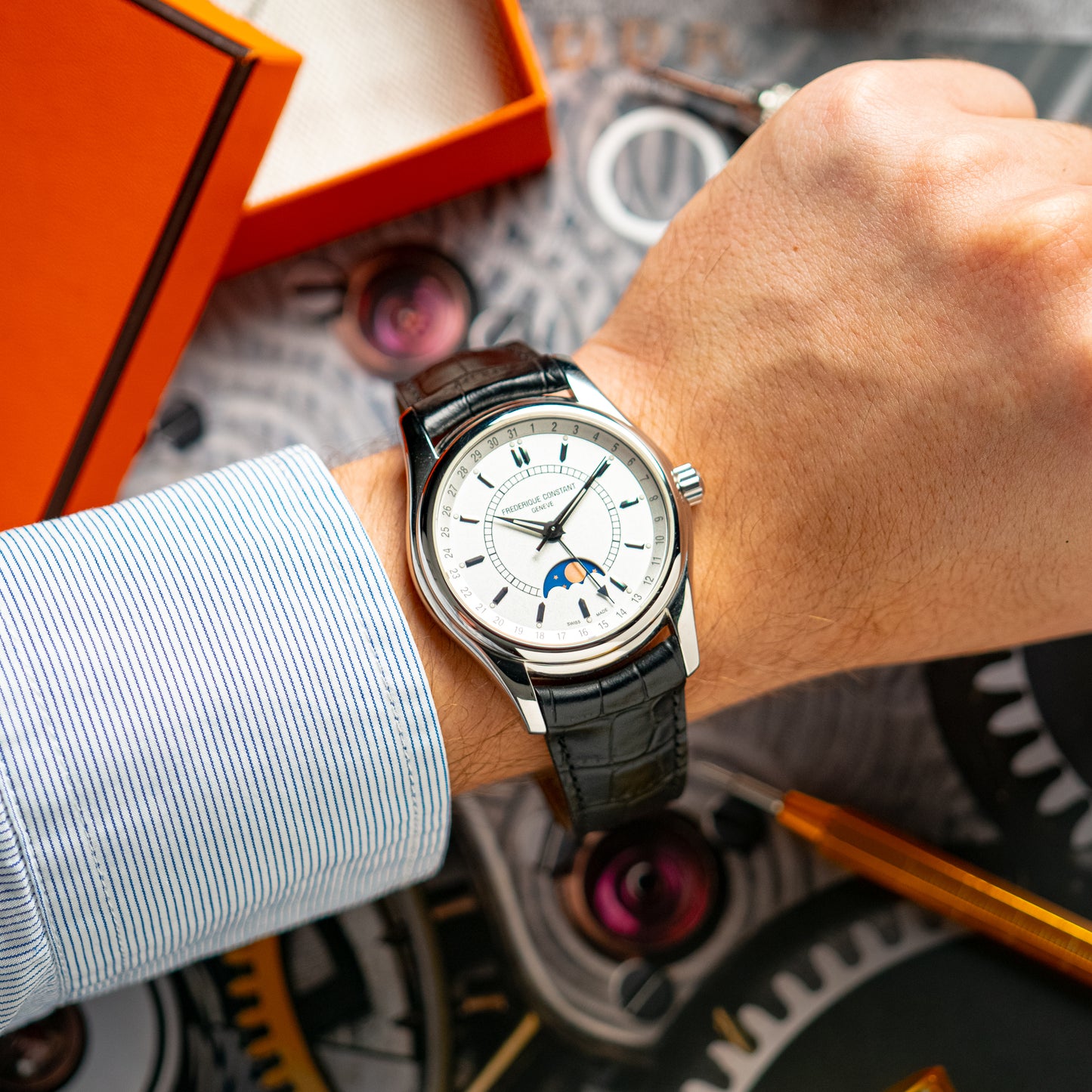 Frédérique Constant Runabout Automatic Moonphase 40mm