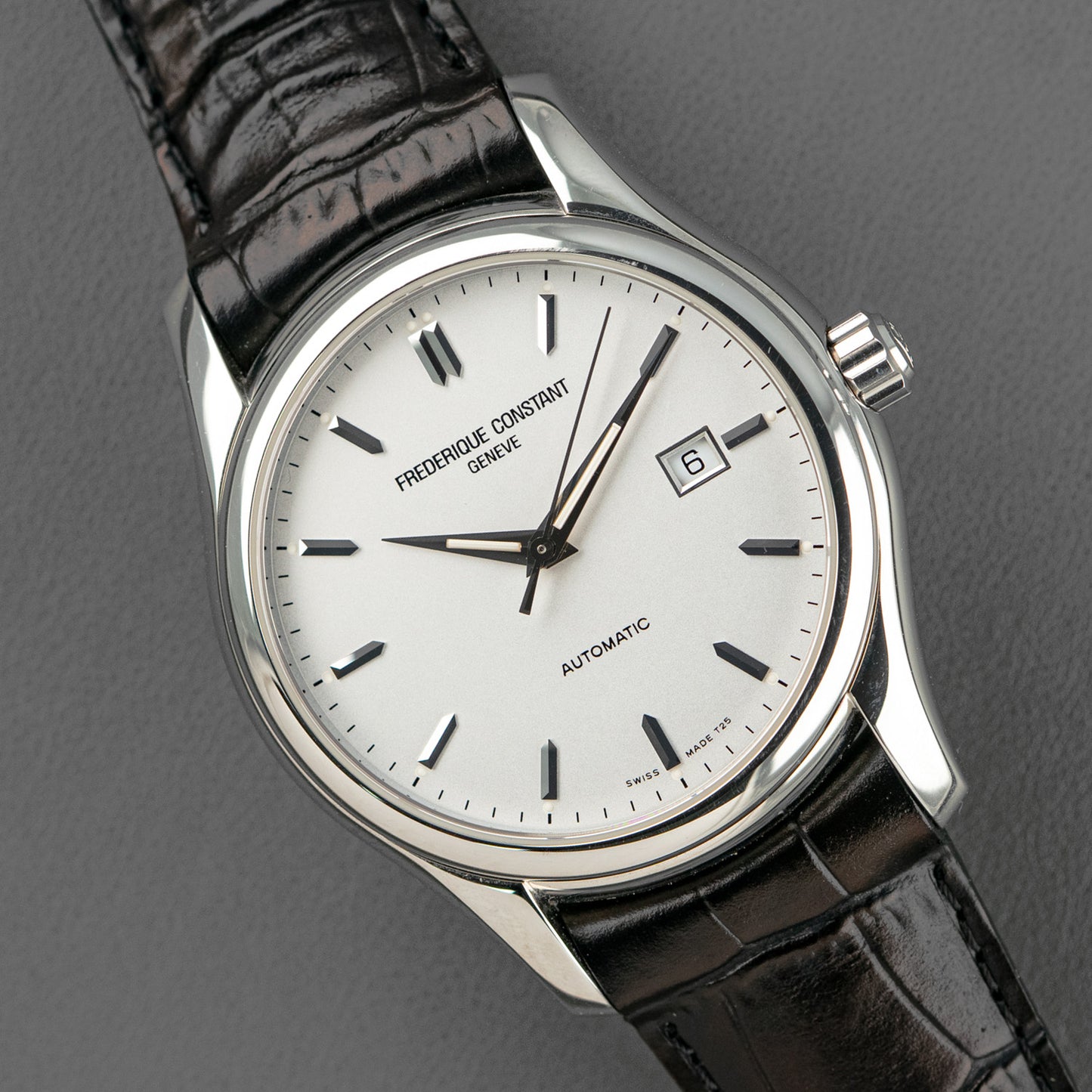 Frédérique Constant Classics Automatic White Dial Date 40mm