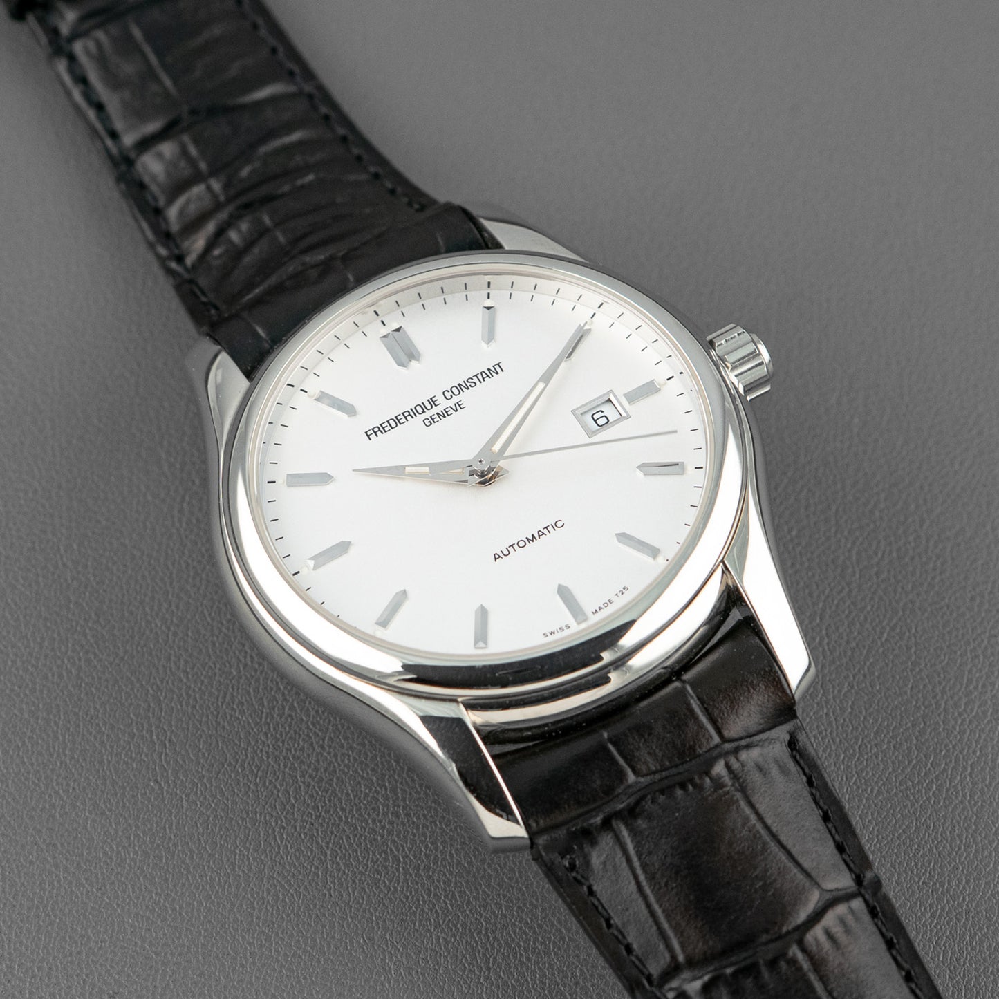 Frédérique Constant Classics Automatic White Dial Date 40mm