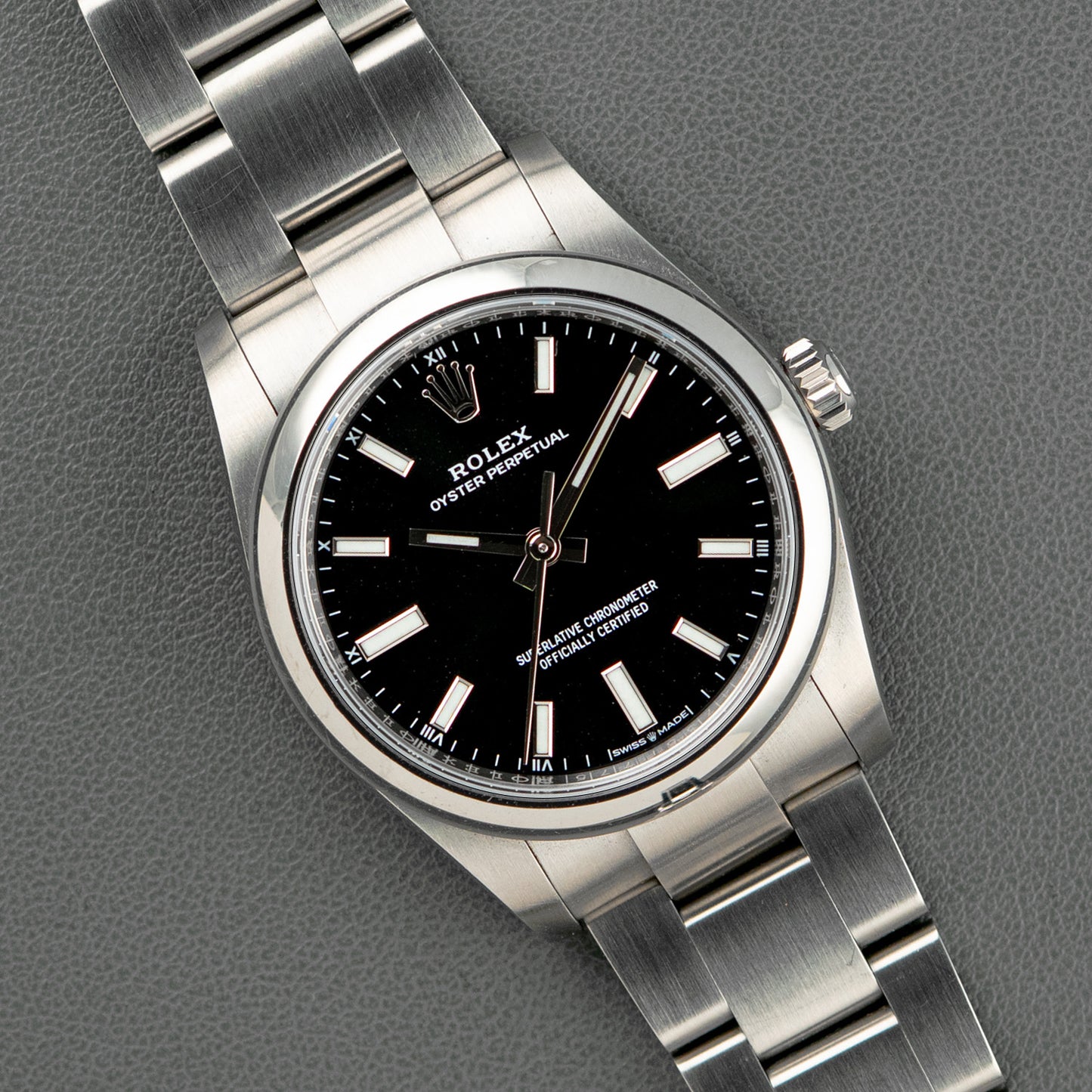 Rolex Oyster Perpetual 124200 Automatic Black 34mm