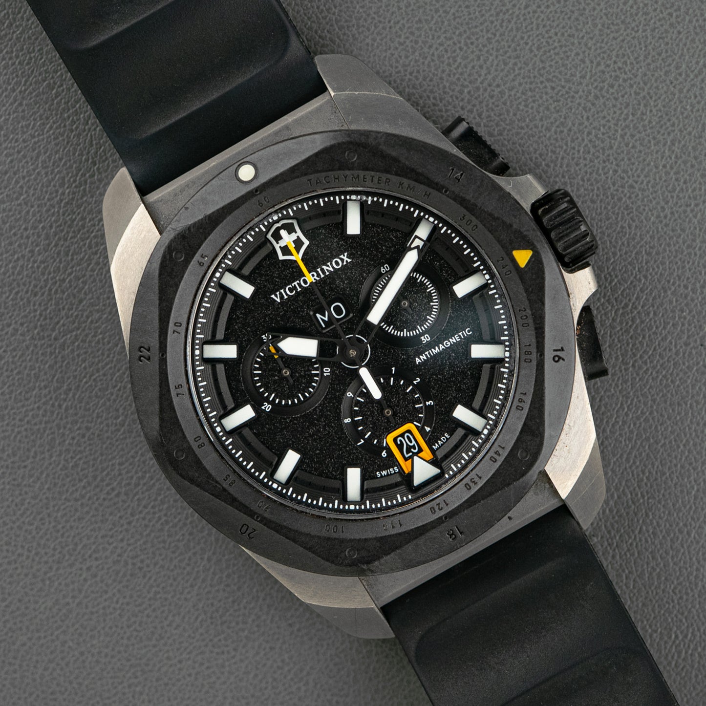 Victorinox I.N.O.X. Chrono Carbon Quartz Date 43mm