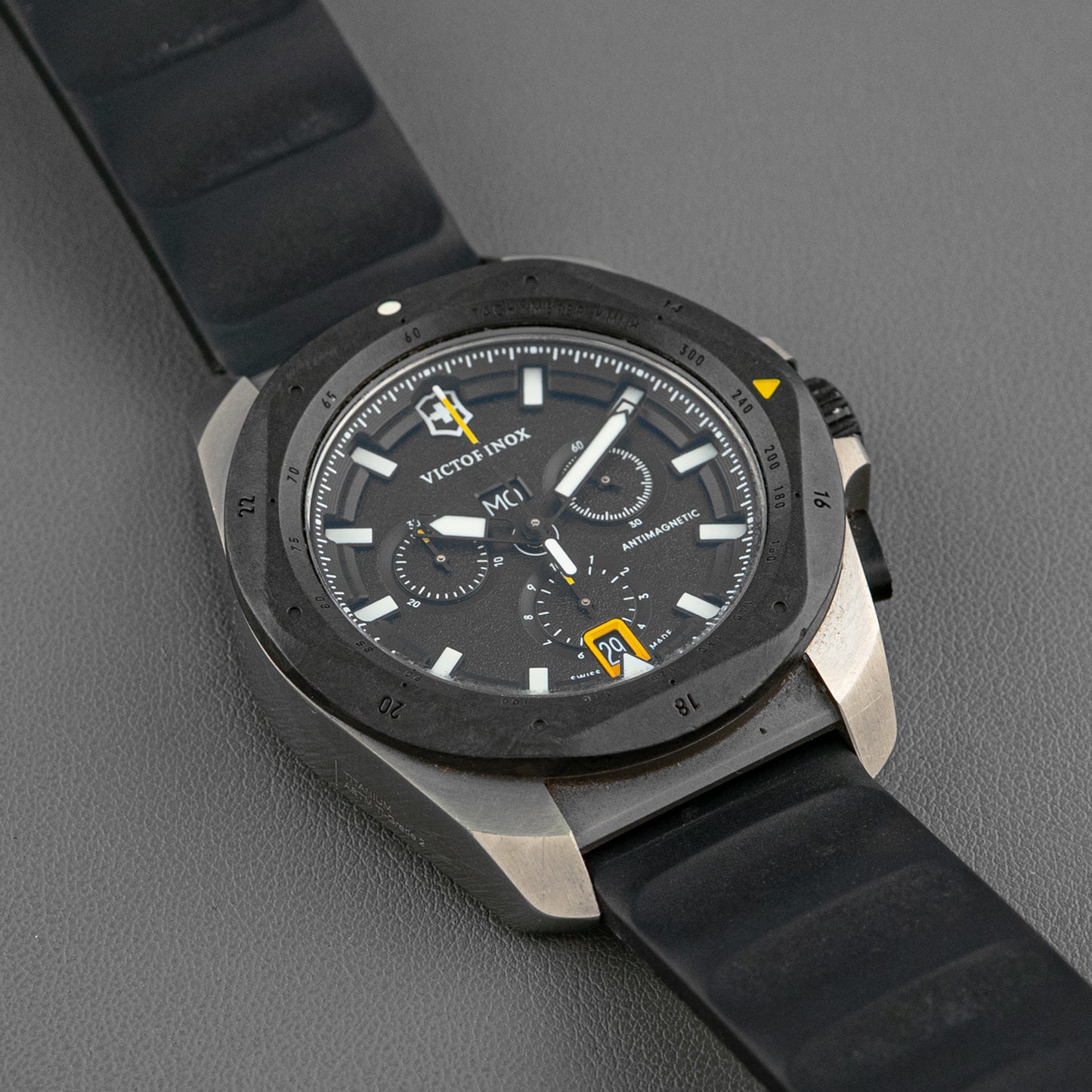 Victorinox I.N.O.X. Chrono Carbon Quartz Date 43mm