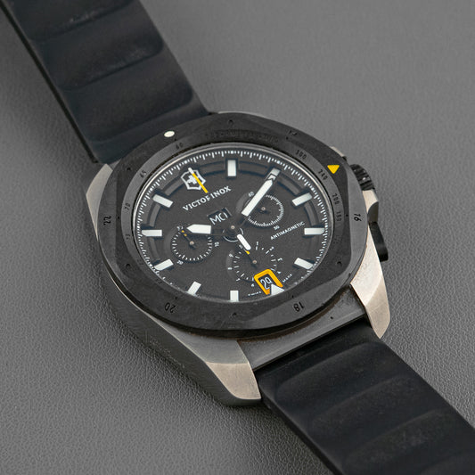 Victorinox I.N.O.X. Chrono Carbon Quartz Date 43mm
