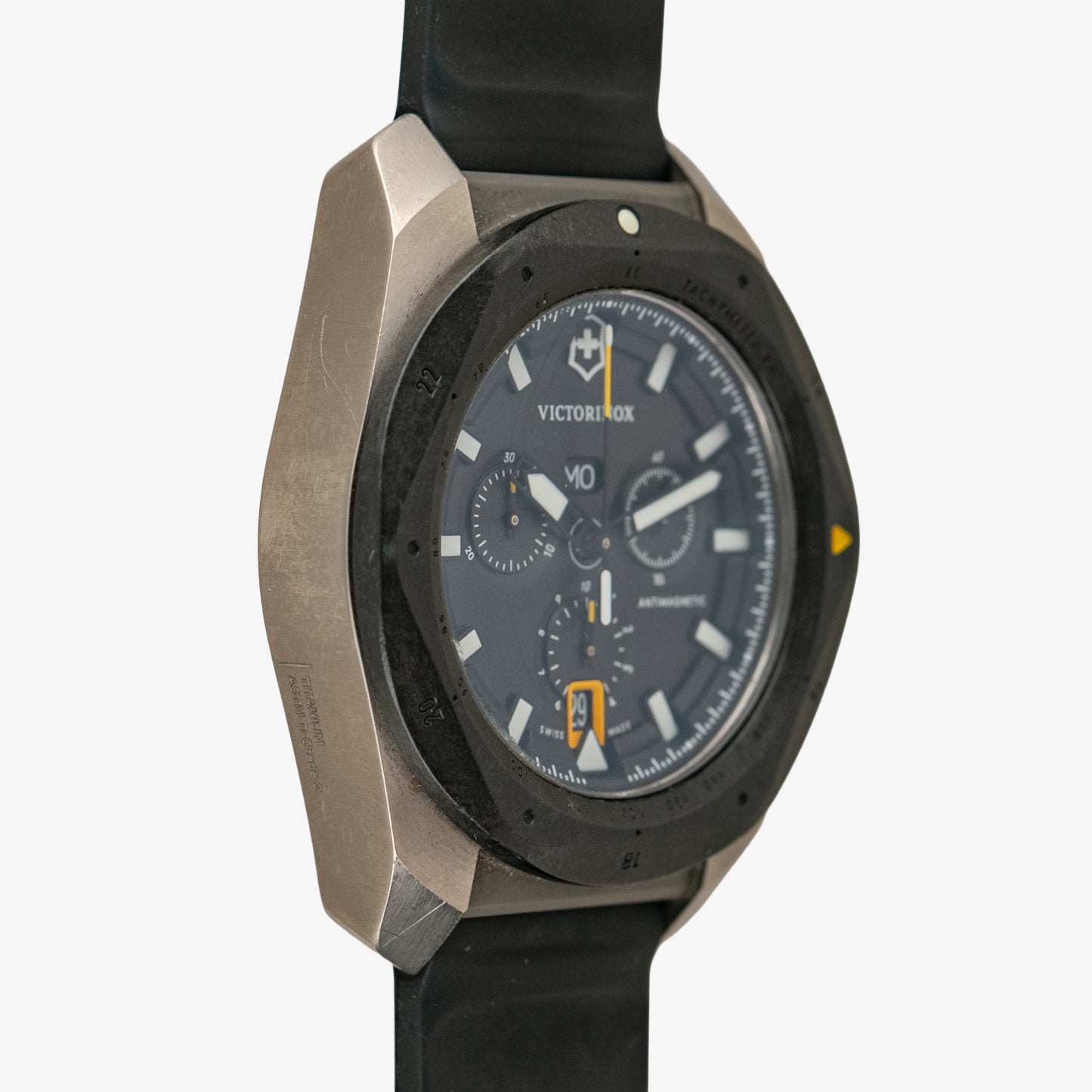 Victorinox I.N.O.X. Chrono Carbon Quartz Date 43mm