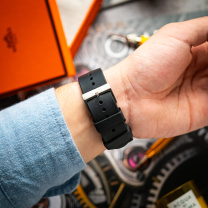 Victorinox I.N.O.X. Chrono Carbon Quartz Date 43mm