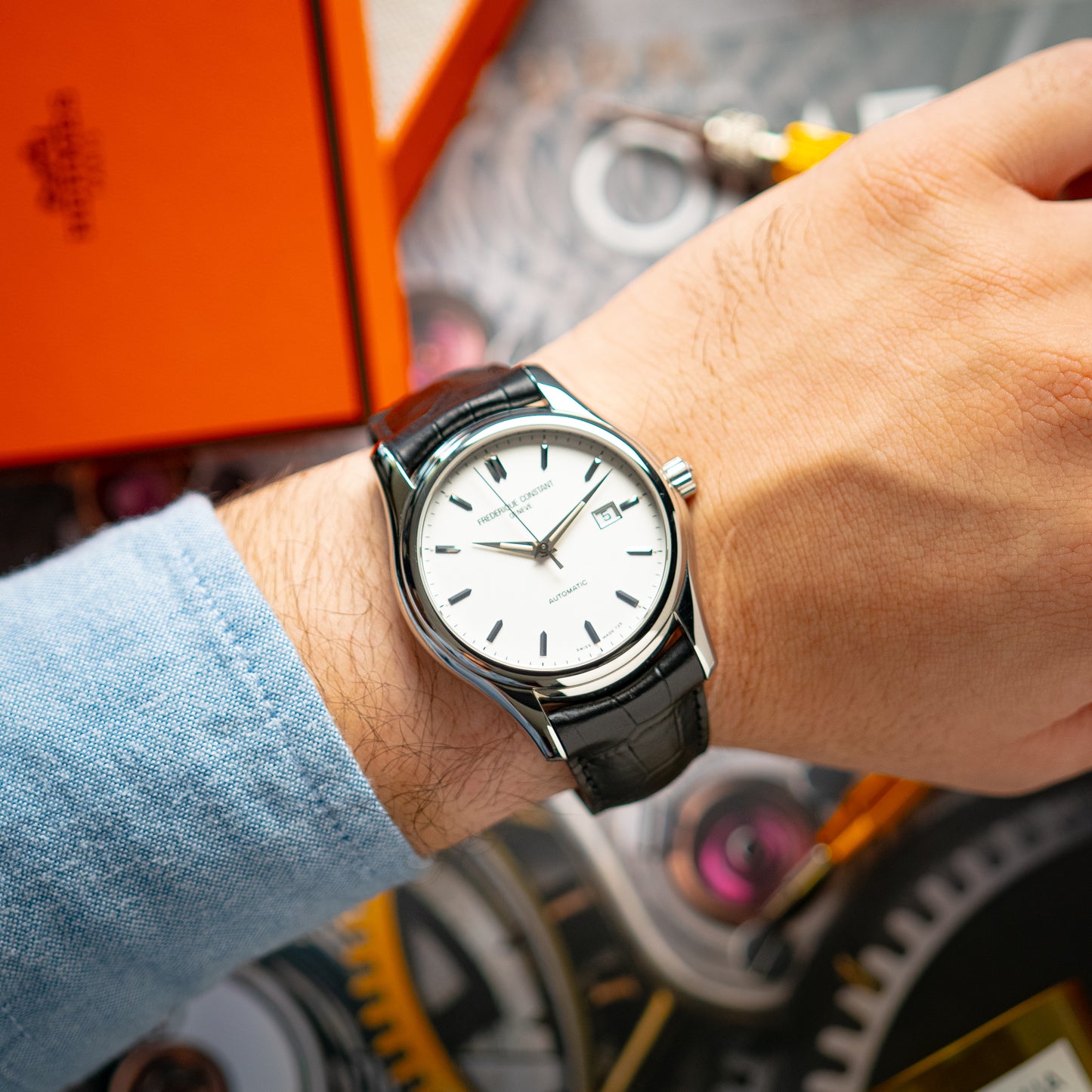 Frédérique Constant Classics Automatic Date White Dial 40mm
