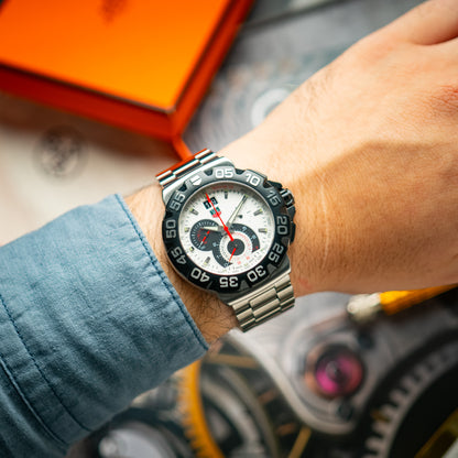 TAG Heuer Formula 1 Quartz Chronograph Big Date 44mm