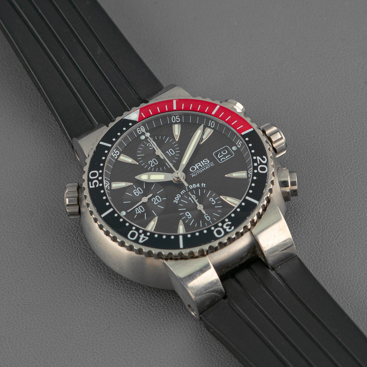 Oris Divers TT1 Titan Diver Chronograph Black Dial 44mm – LOFT