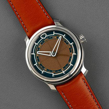 MING 22.01 GMT Gilt Titanium Automatic 38mm