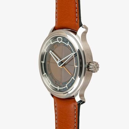 MING 22.01 GMT Gilt Titanium Automatic 38mm