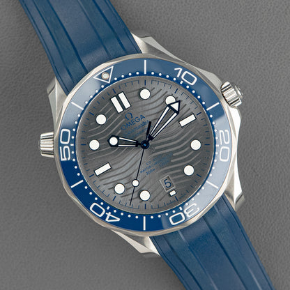 Omega Seamaster Diver 300M Co-Axial Master Chronometer Grey 42mm