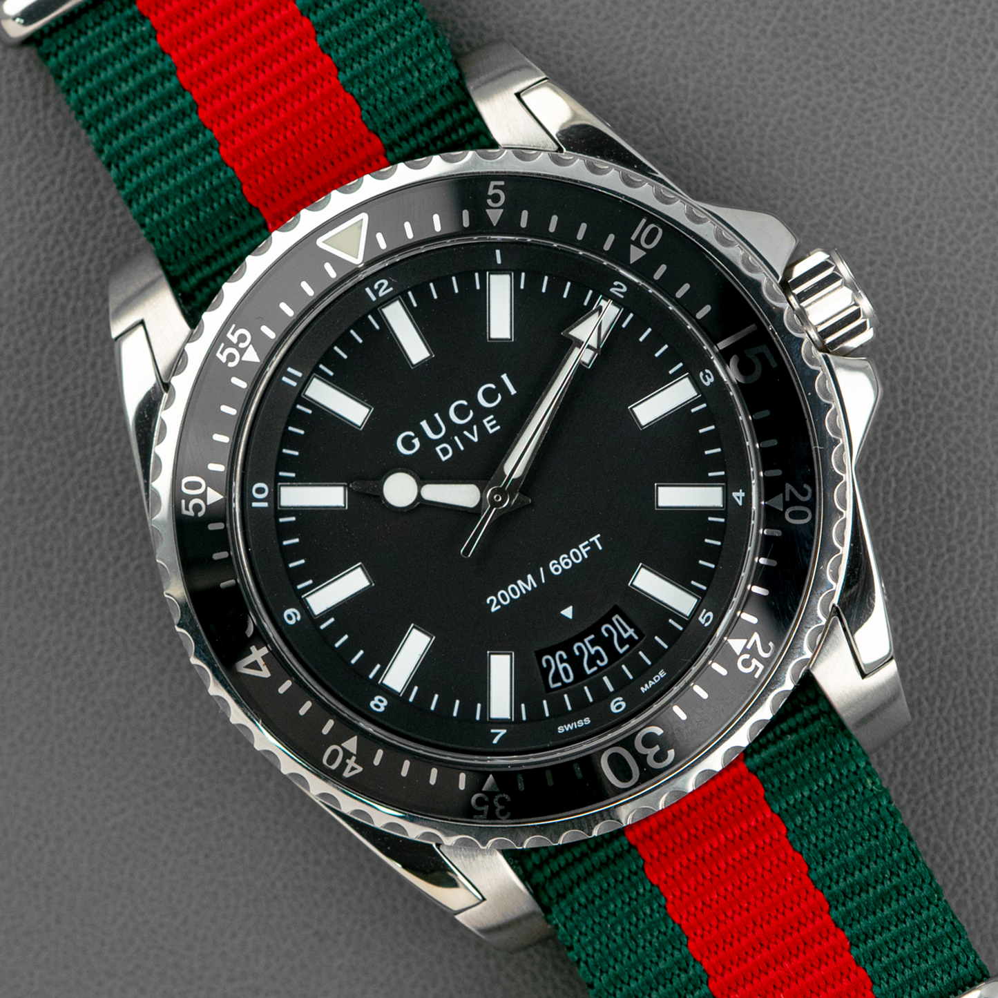 Gucci Dive 136.2 Quartz 200M Black NATO Strap 45mm