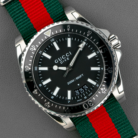 Gucci Dive 136.2 Quartz 200M Black NATO Strap 45mm
