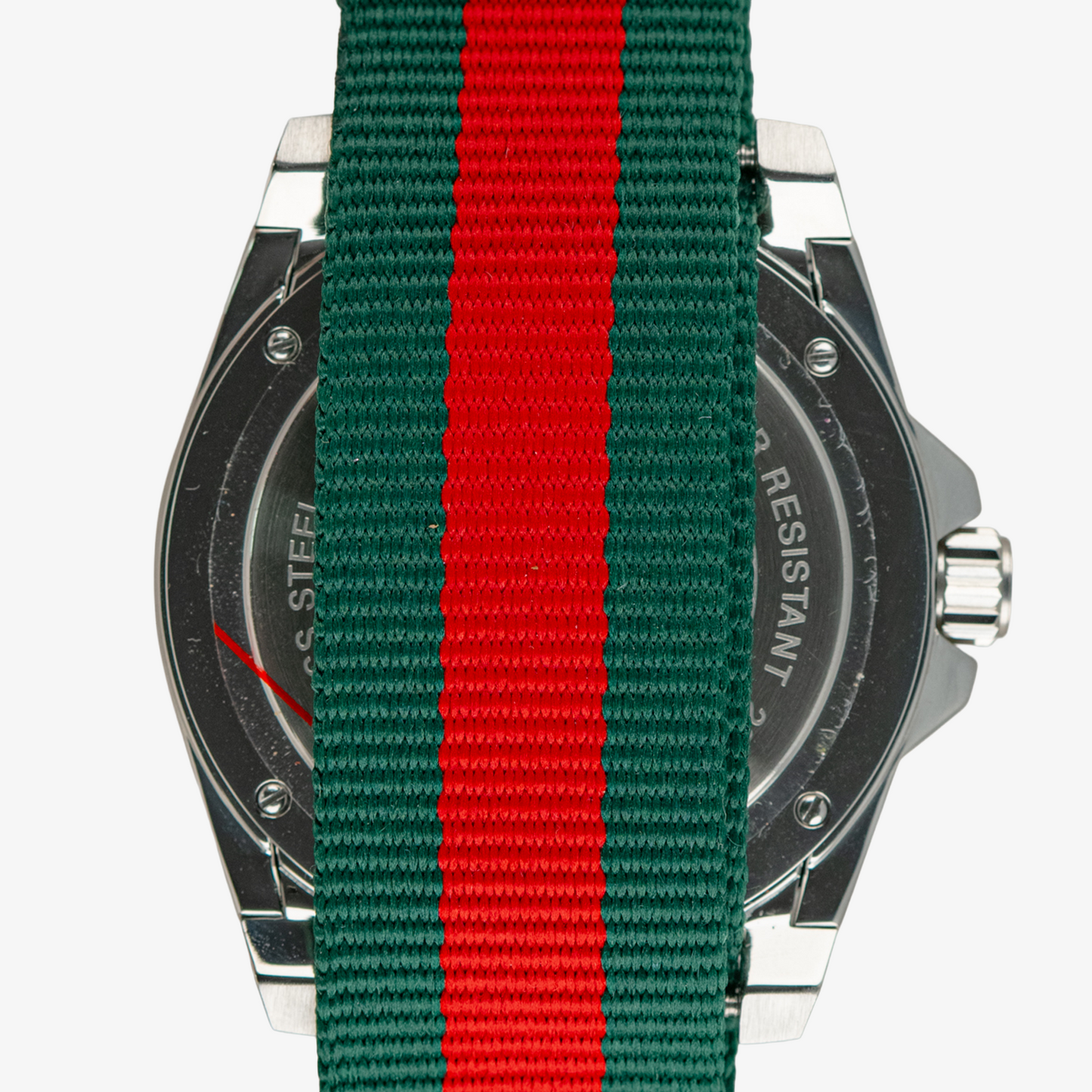 Gucci Dive 136.2 Quartz 200M Black NATO Strap 45mm