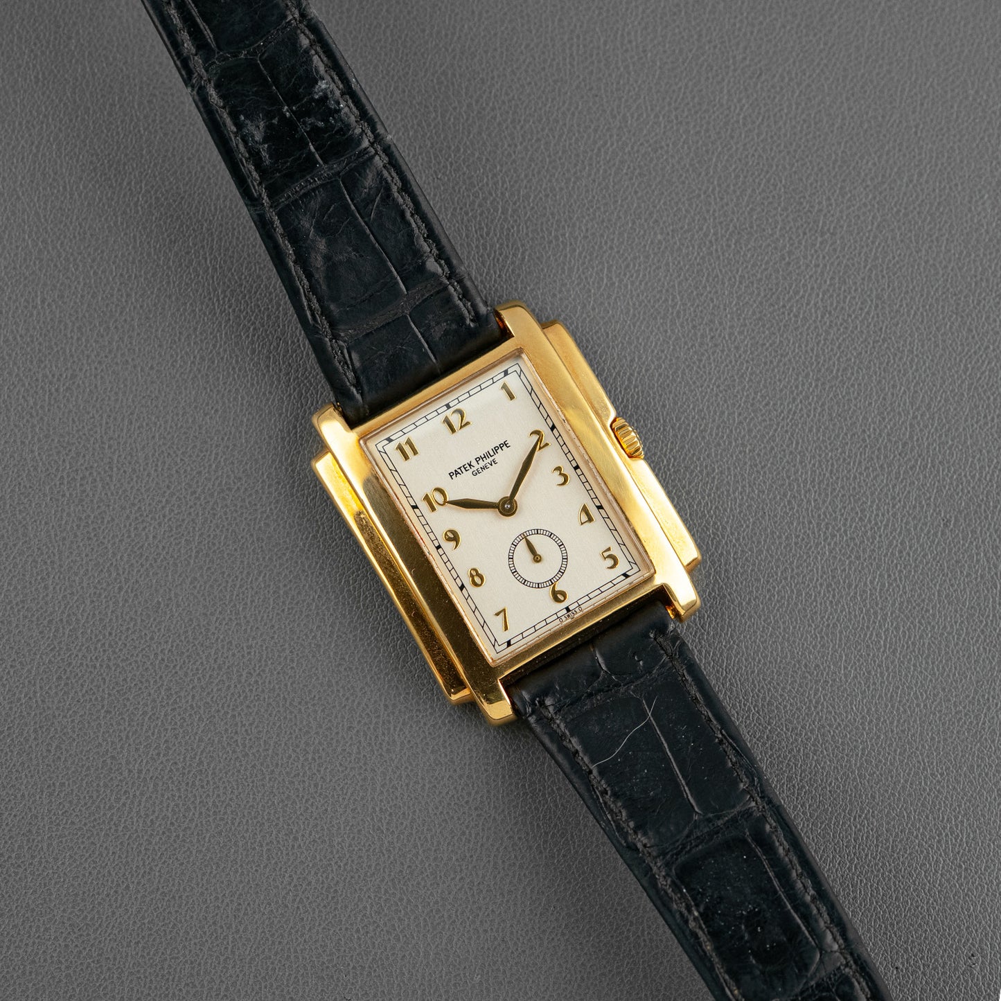 Patek Philippe Gondolo 5024J Manual Wind Gold 30mm