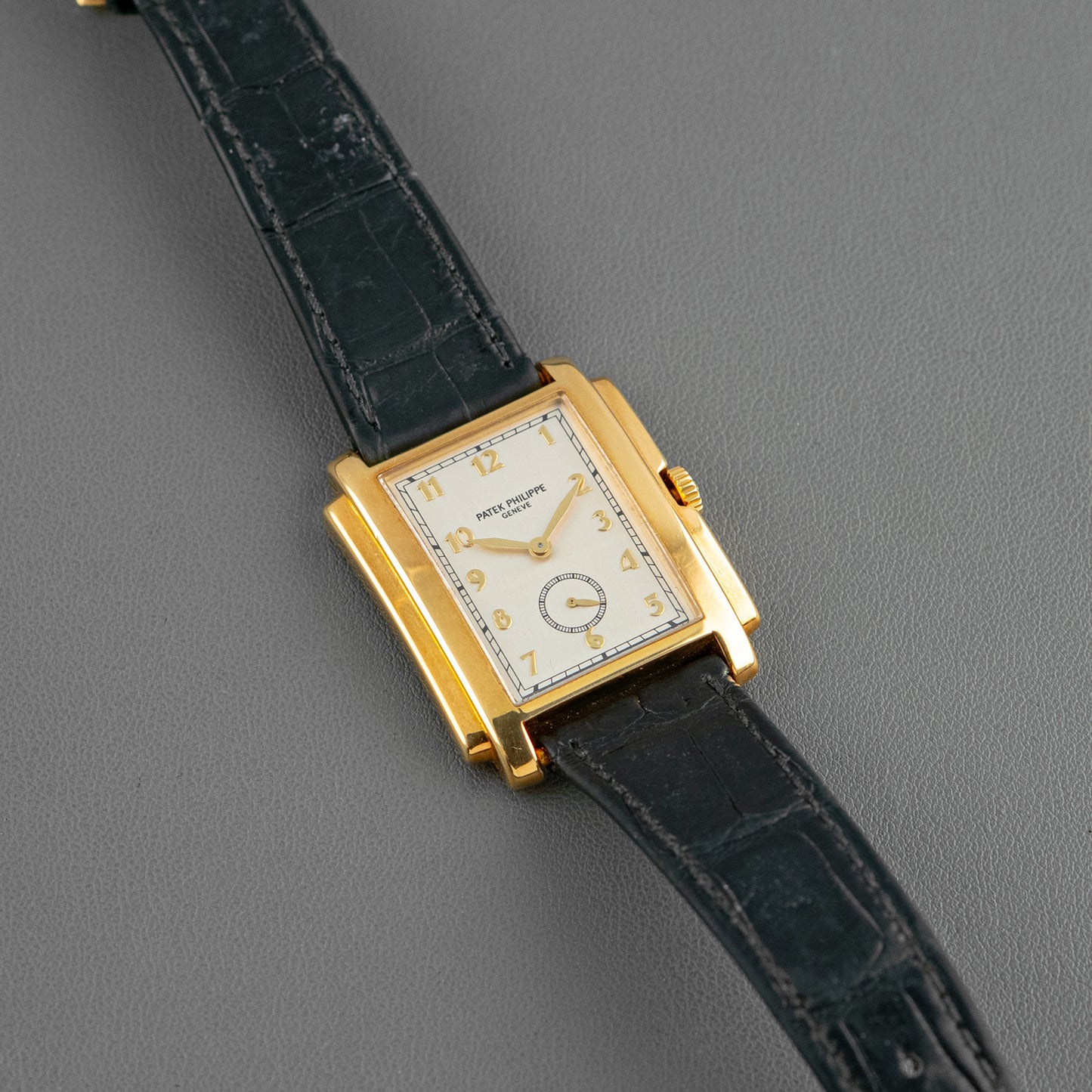 Patek Philippe Gondolo 5024J Manual Wind Gold 30mm