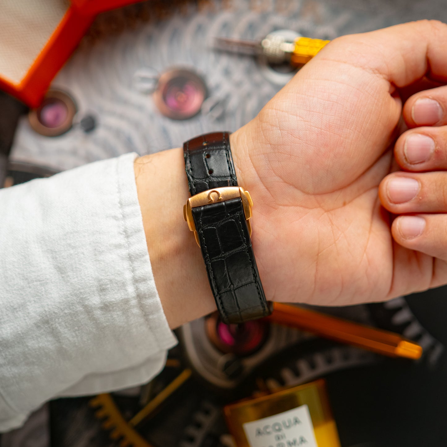 Omega Speedmaster Moonwatch Co-Axial Sedna Gold 44.25mm