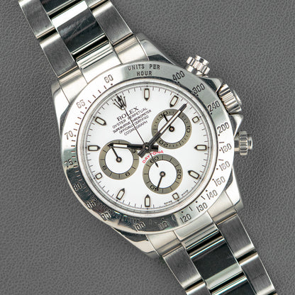 Rolex Cosmograph Daytona ref. 116520 White Dial 40mm
