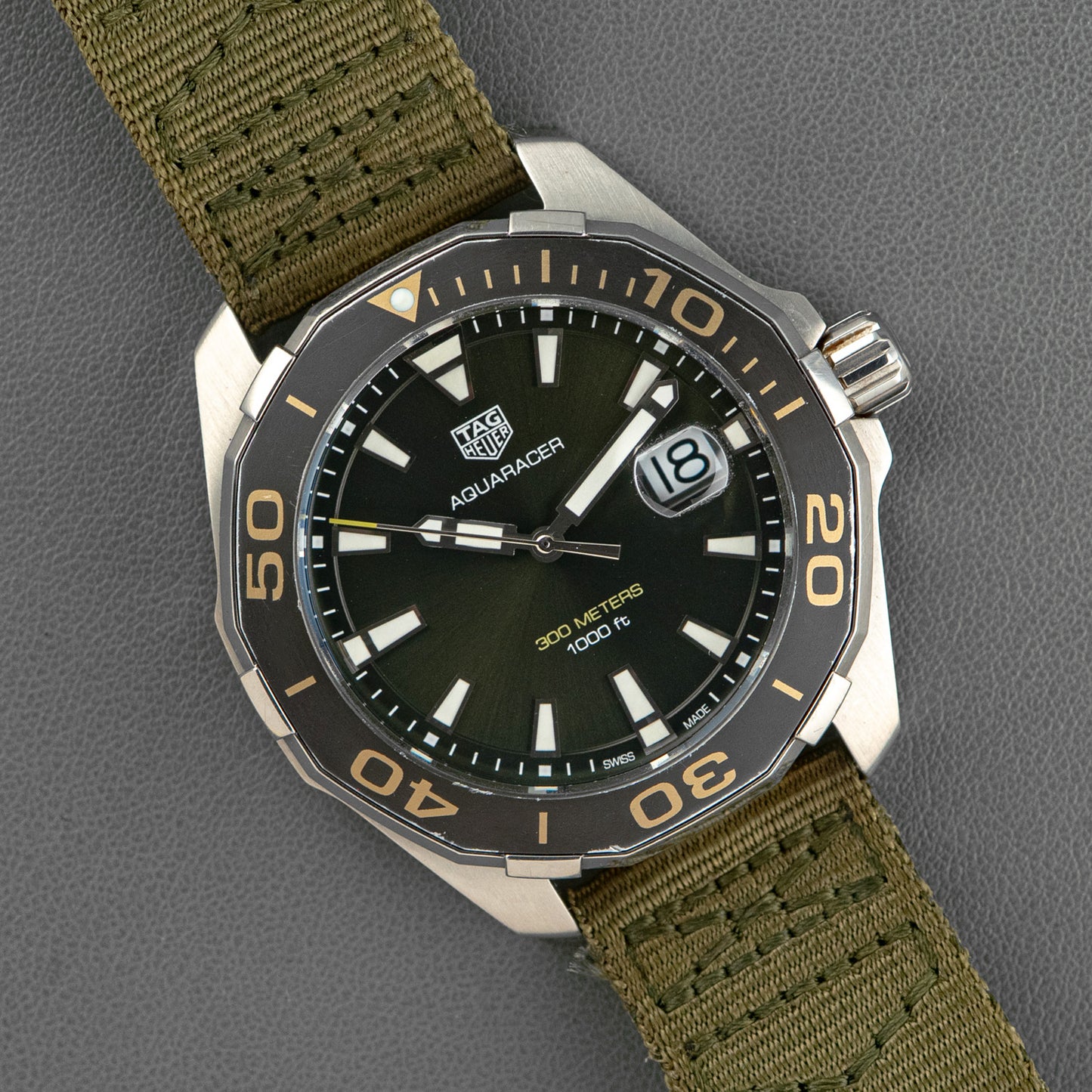 TAG Heuer Aquaracer Date Quartz Olive Dial 43mm