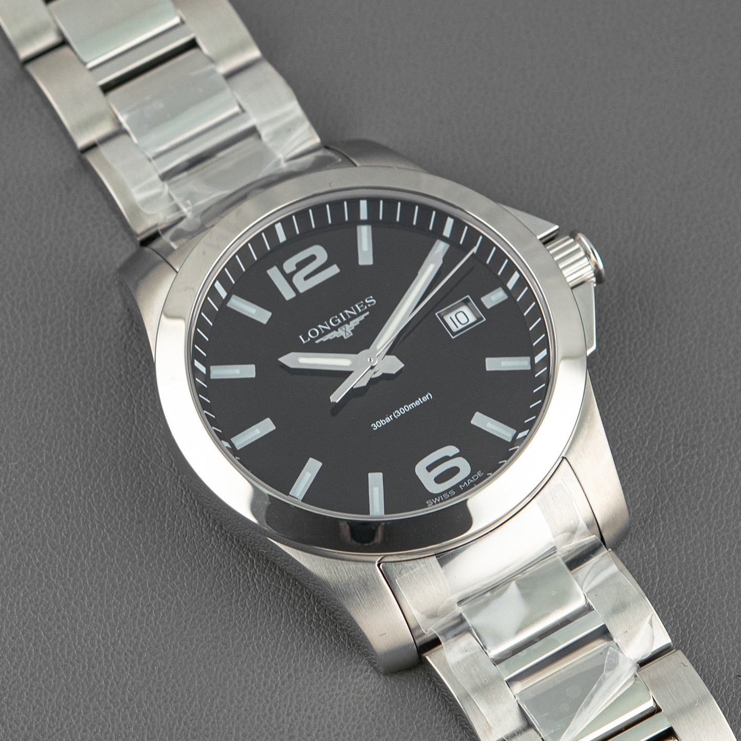 Longines Conquest 30 Bar Black Dial Quartz 41mm