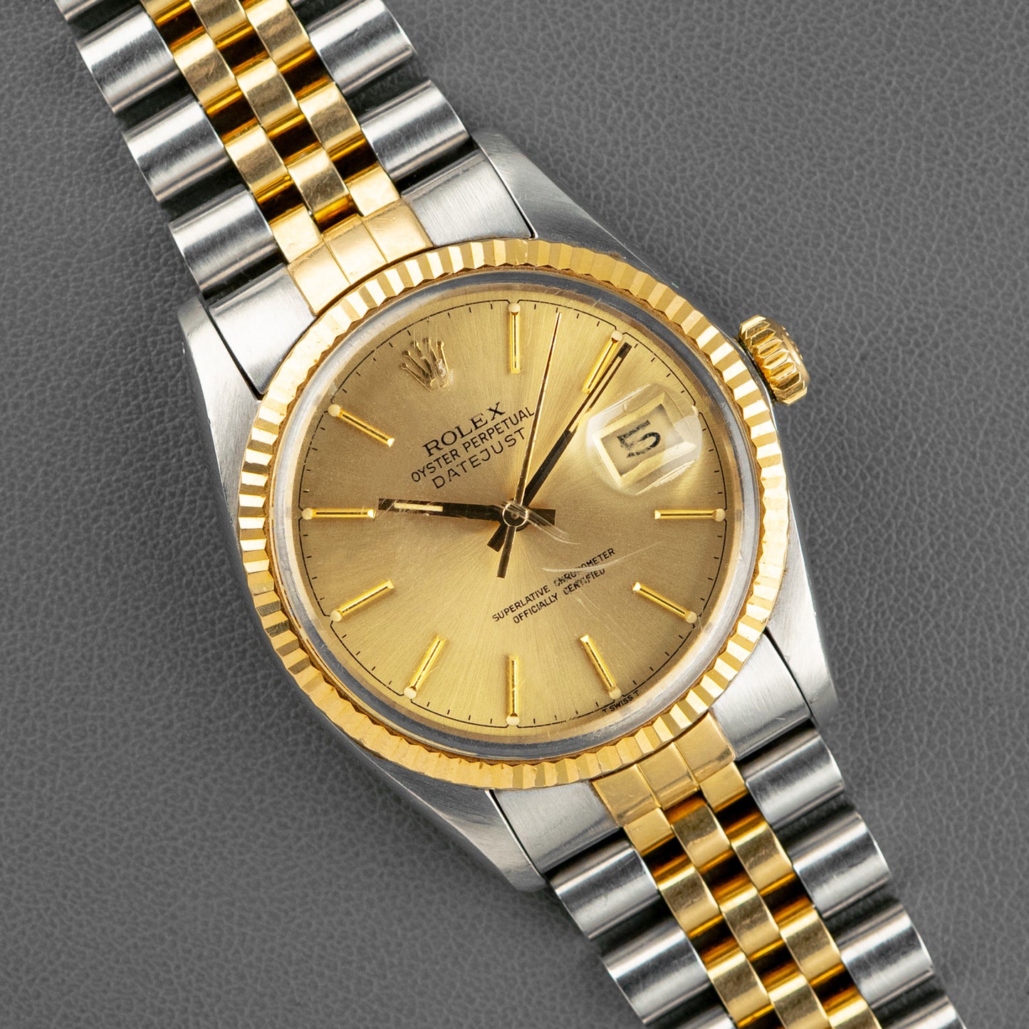 Rolex Datejust 16013 Automatic Champagne Dial 36mm