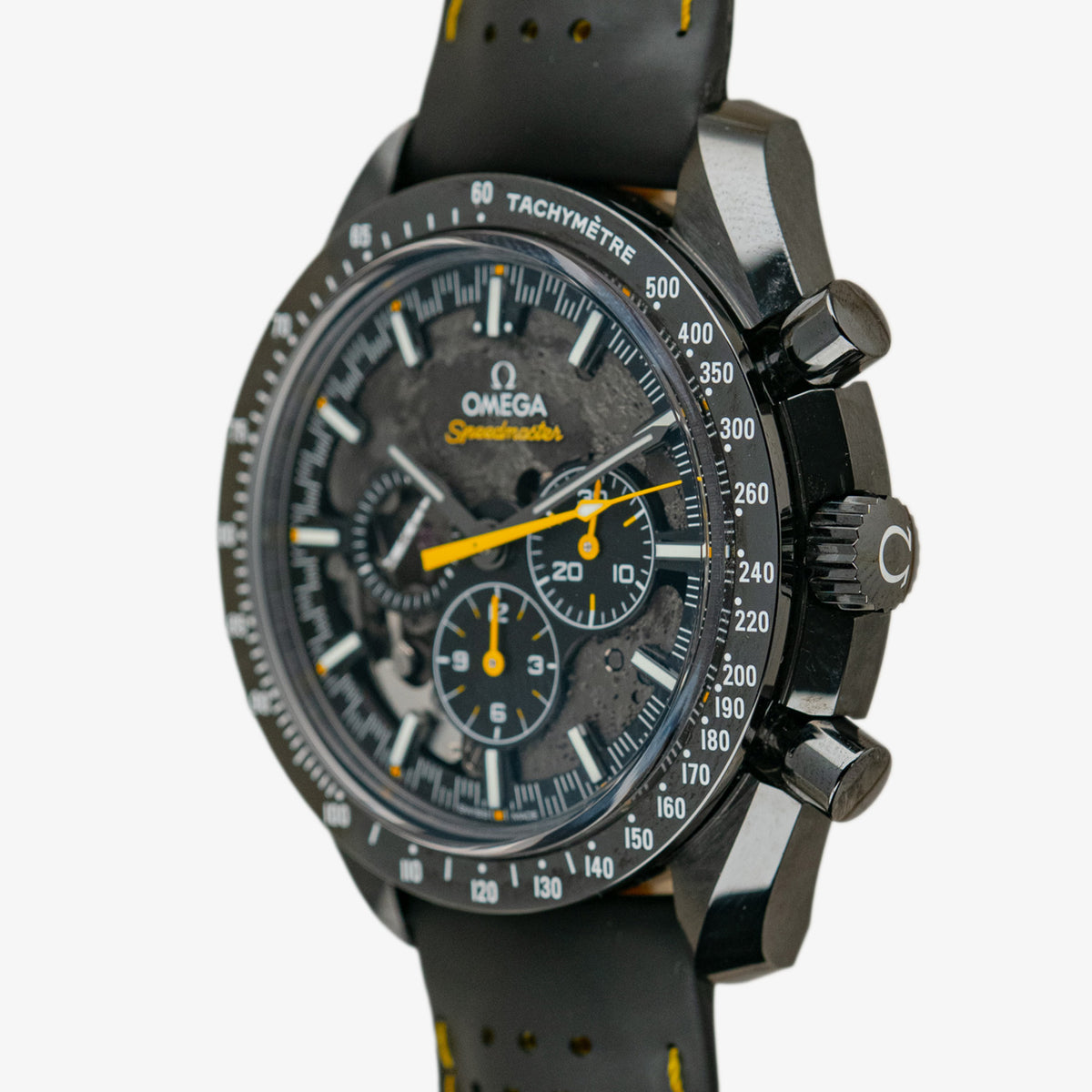 Omega Speedmaster Moonwatch Dark Side of the Moon Apollo 8 44.25mm
