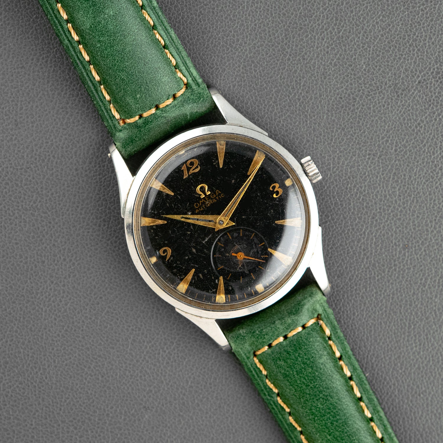 Omega Automatic 2635 Black Gilt Dial Vintage 33mm – LOFT