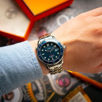 Omega Seamaster Diver 300M 2221.80.00 Quartz Blue Dial 41mm