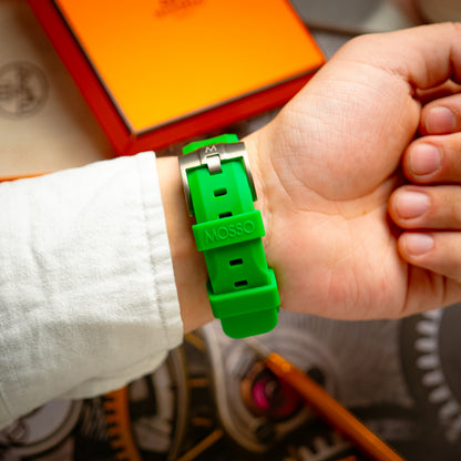 Mosso Italia Chronograph Green Dial Rubber 44mm