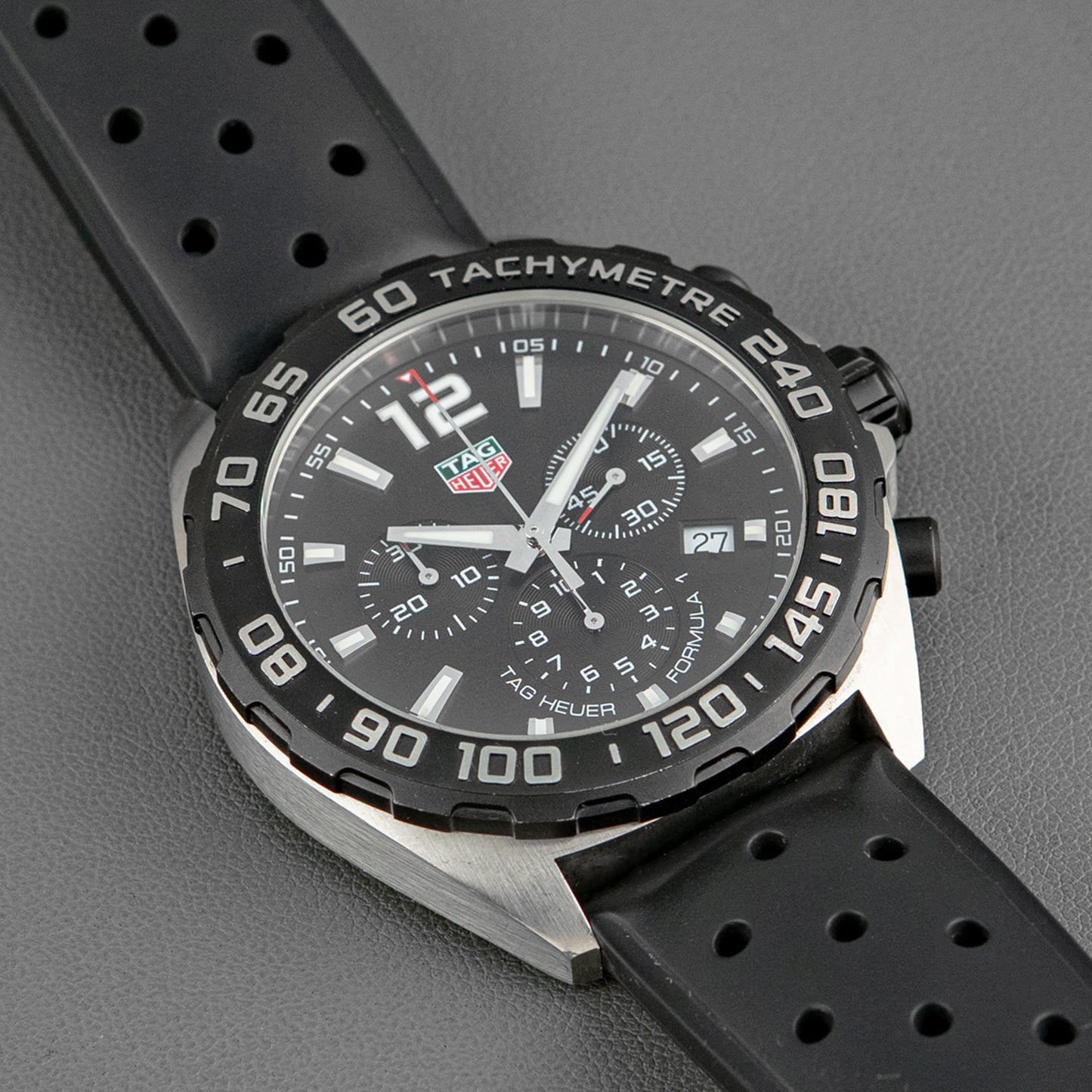 TAG Heuer Formula 1 Chronograph Black Dial Rubber 43mm