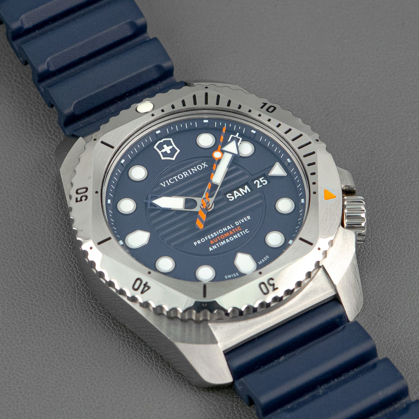 Victorinox Dive Pro Automatic Antimagnetic Blue Dial 43mm
