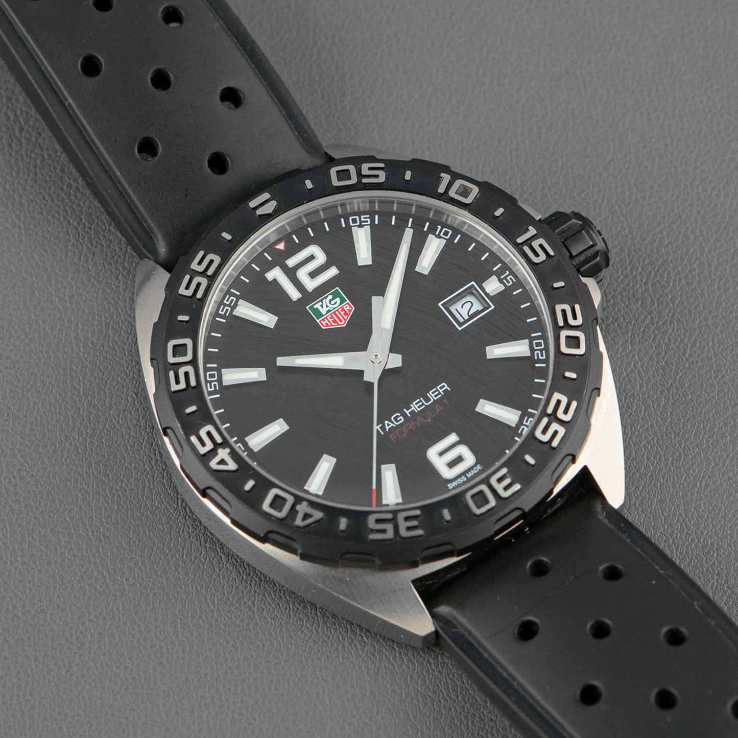 TAG Heuer Formula 1 Quartz Black Dial 41mm
