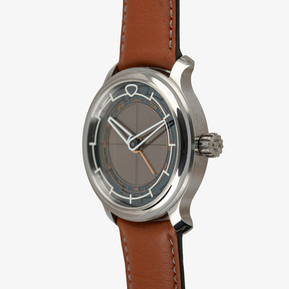 MING 22.01 GMT Gilt Titanium Automatic 38mm