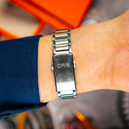 Oris Aquis Date Upcycle Multicolor Dial 41.5mm