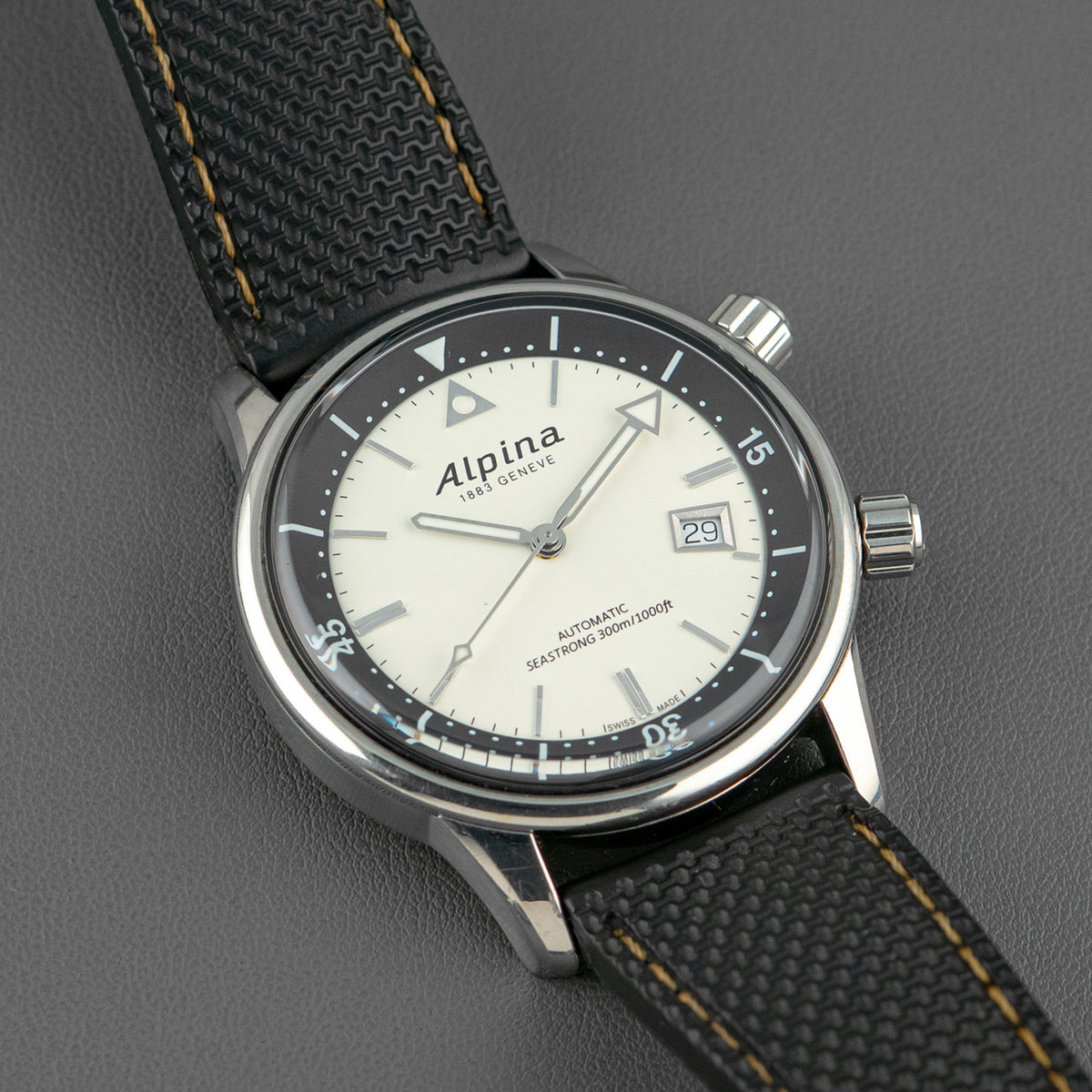 Alpina Seastrong Diver Heritage Silver Dial 42mm