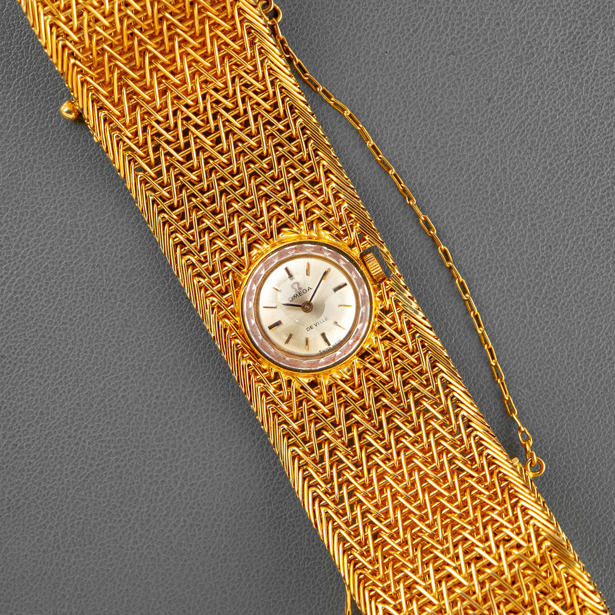 Omega De Ville Vintage Yellow Gold Mesh 20mm