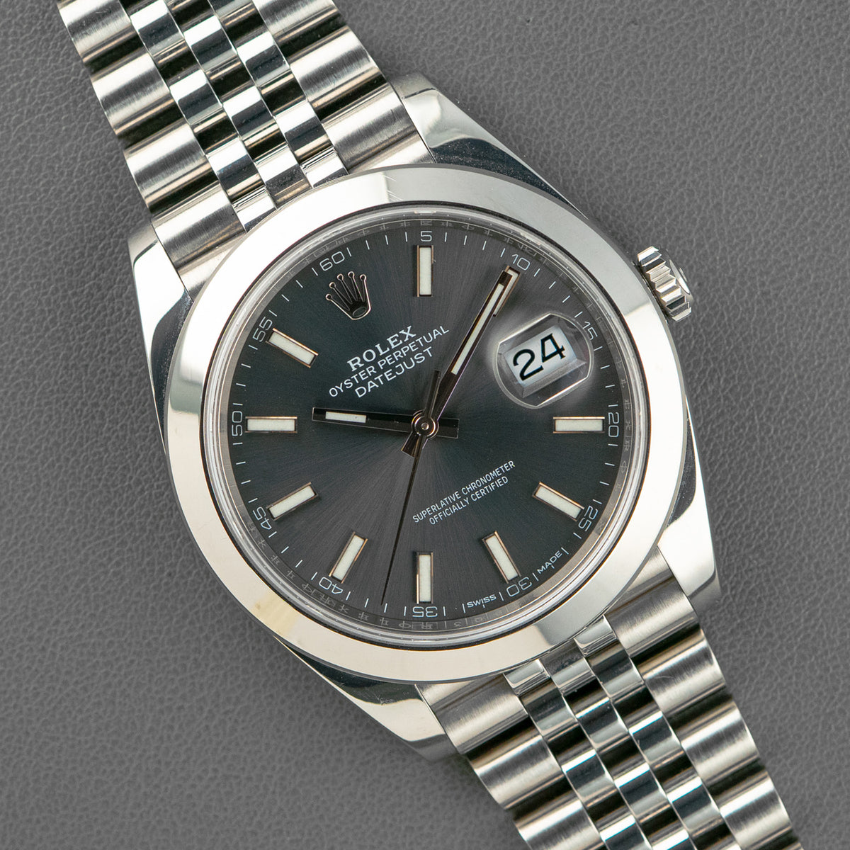 Rolex Datejust 126300 Automatic Smooth Bezel 41mm